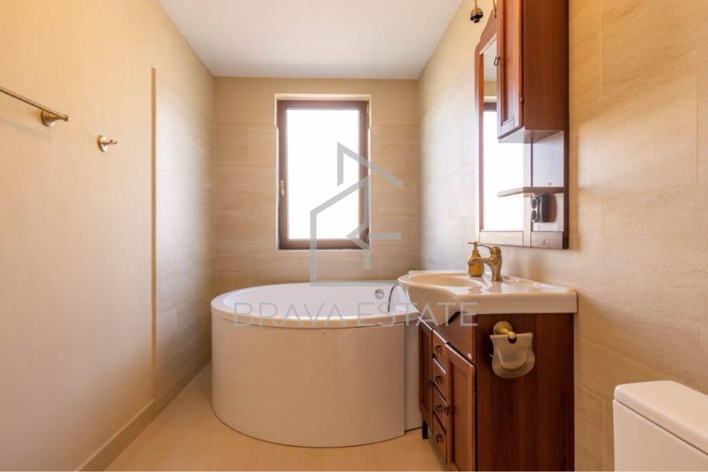 Duplex 110mp, 3 dormitoare, 2 bai, parcare, curte 270mp, zona Cetatii - Poză 7