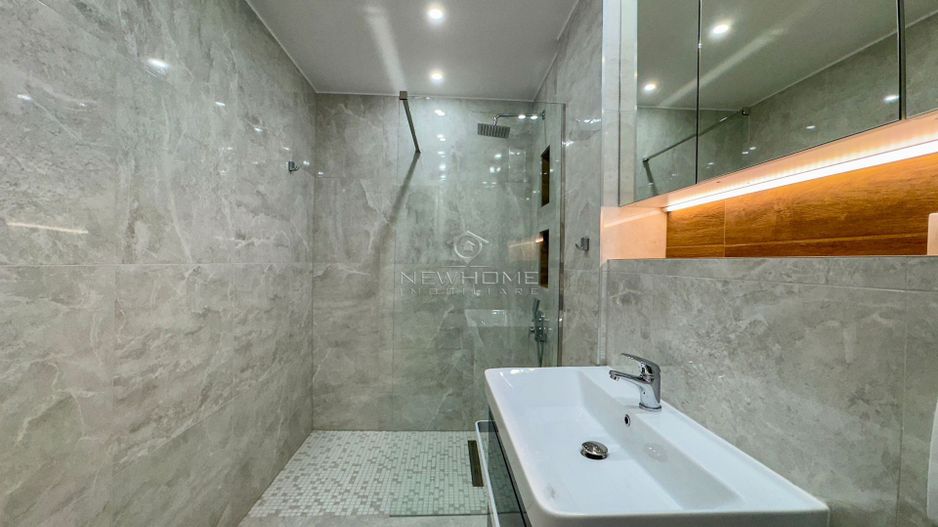 Apartament cu 3 camere de vânzare în zona Centrală - Poză 13