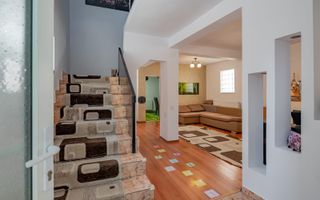 Casă P+1 | Teren 327 mp | Panouri fotovoltaice | Valu lui Traian - Poză 8