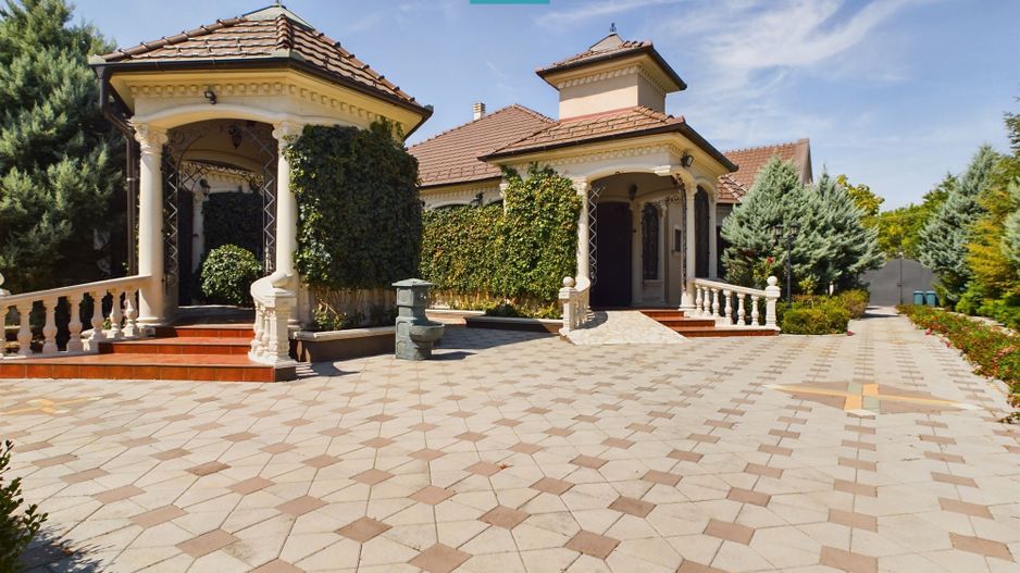 Vilă luxoasă în Serbia - Poză 37