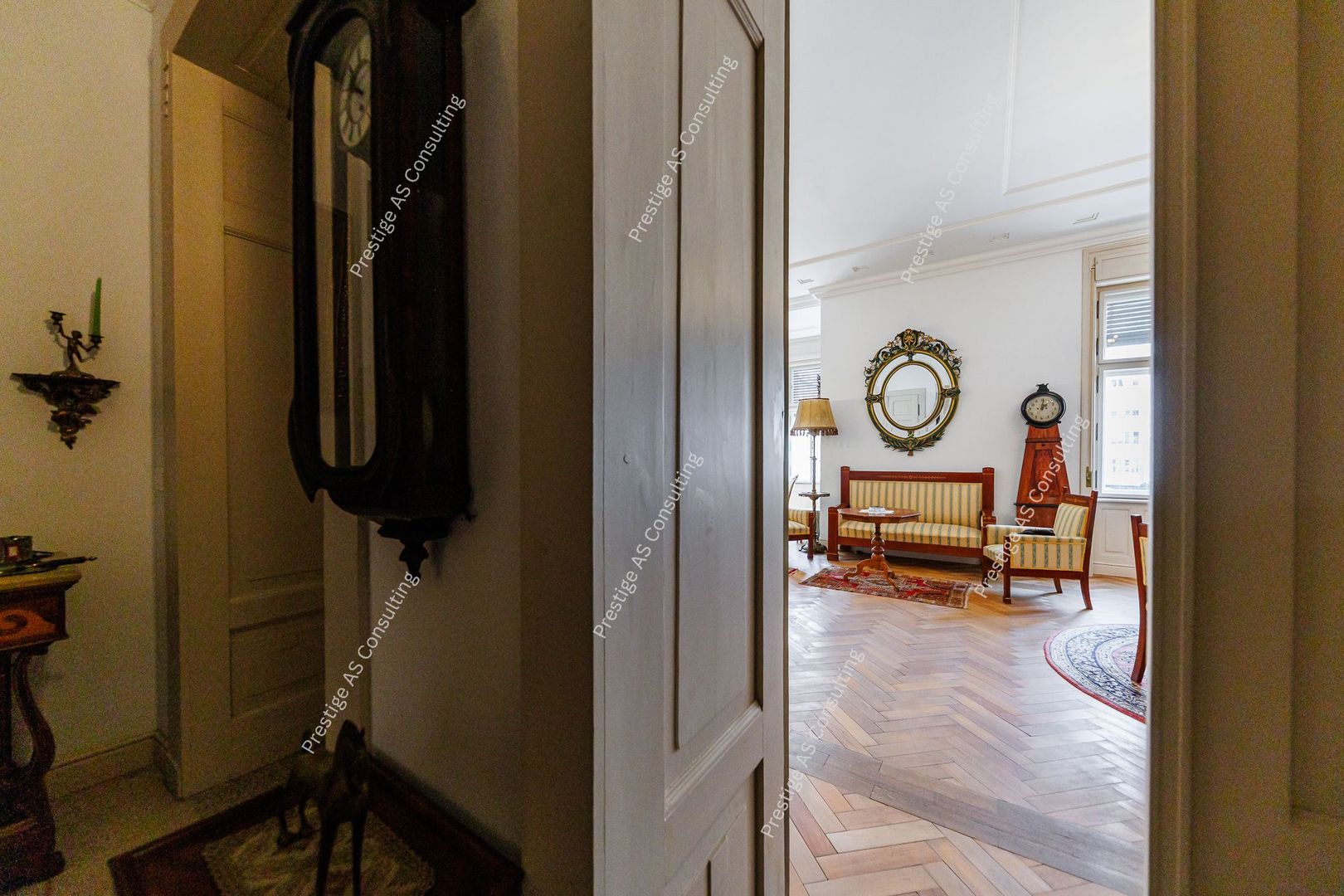 Resedinta patrimoniala de 222 mp | Piata Victoriei | Cladire istorica-Lift - Poză 47