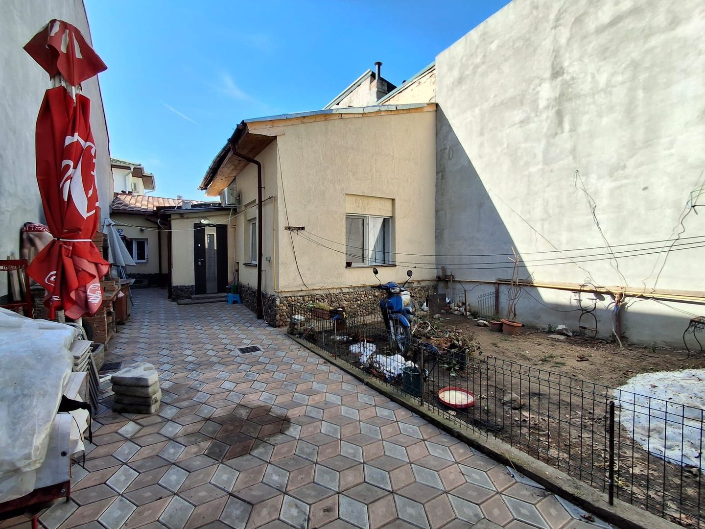 Casa de vanzare 3 camere Zona  Timpuri Noi - Poză 13