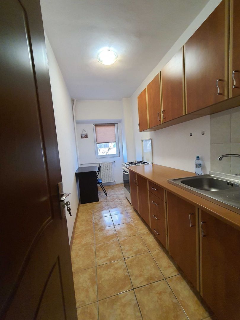 Garsonieră Decomandată cu Balcon | Vitan Mall | 40 m² | 350€ - Poză 6