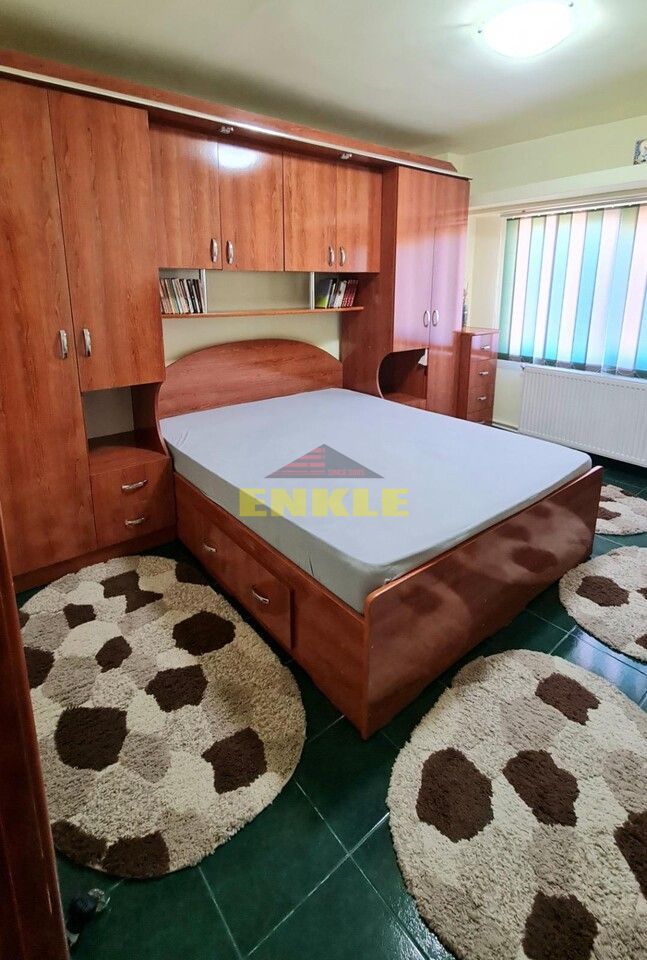 De vânzare apartament cu 3 camere, strada Octav Onicescu - Poză 1