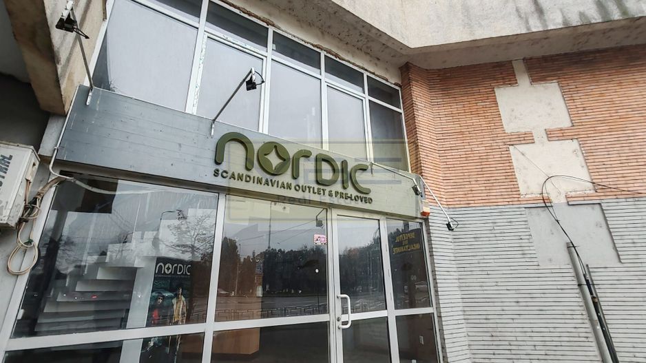 Sf. Lazar- Spatiu comercial la bulevard- vad/ trafic pietonal intens ! - Poză 1