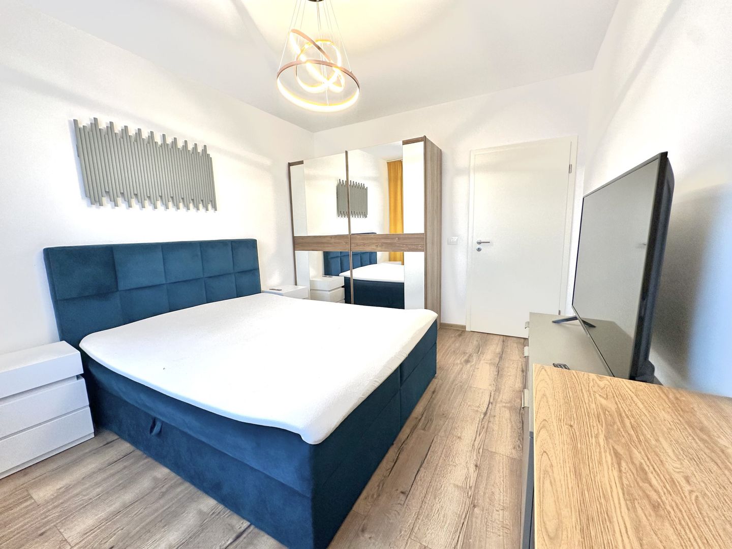 Apartament 2 camere decomandat de închiriat in  zona Coresi, Brașov - Poză 4