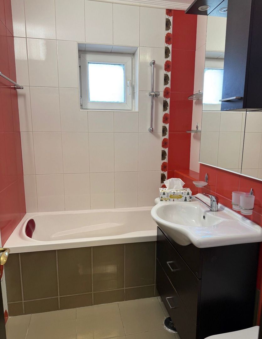 AP. 3 CAMERE- NERVA TRAIAN, BUCATARIE INCHISA, 70 MP, MOBILAT MODERN - Poză 4