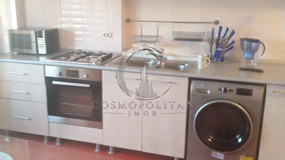 Apartament cu 3 camere ~ zona Balcescu ~ etaj 8 ~ renovat/mobilat - Poză 9