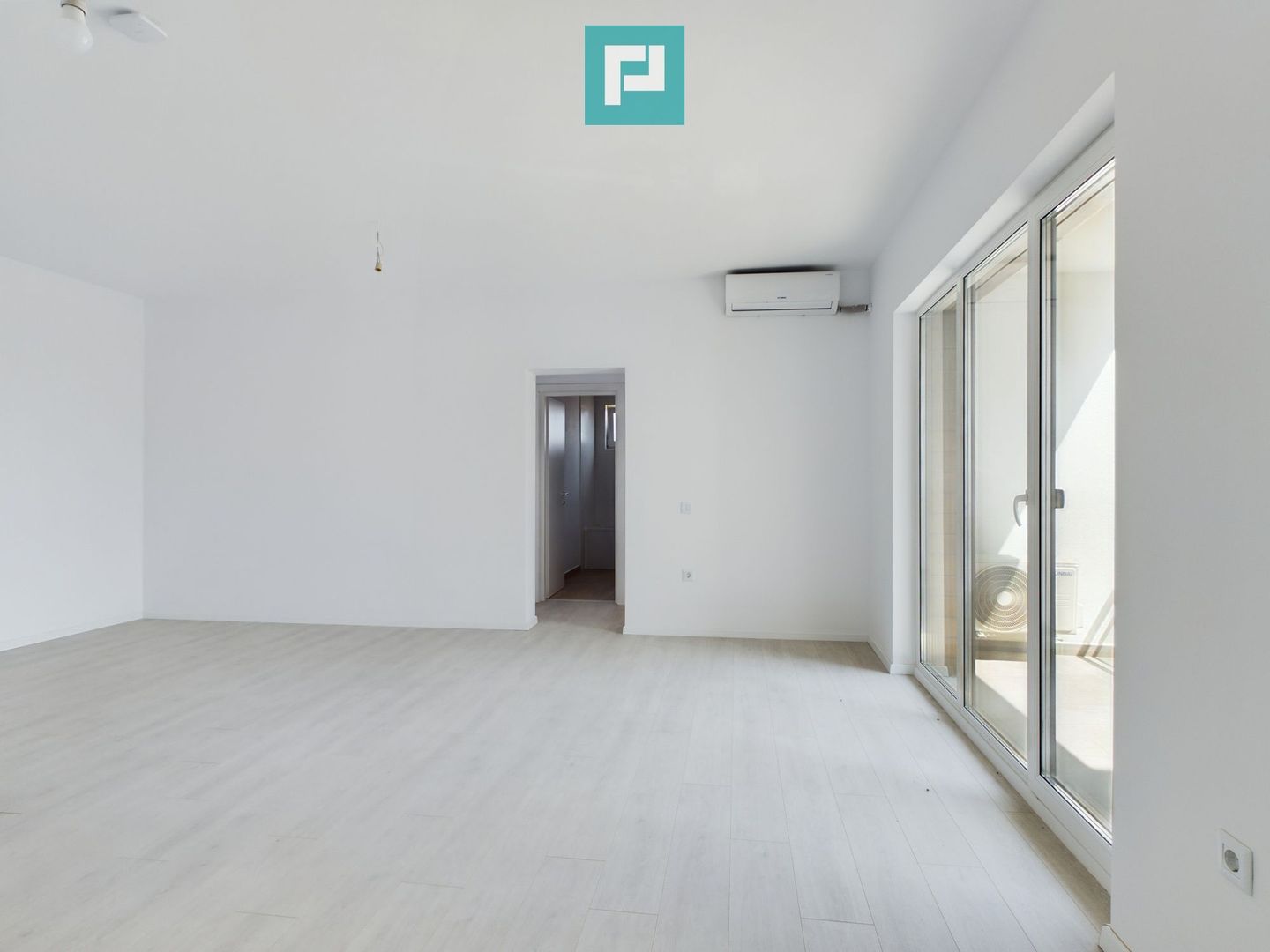Apartament nou cu 3 camere, în Via Carmina! - Poză 7