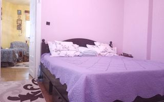 Centru! Vanzare casa cu 3 camere in centrul vechi Targoviste! - Poză 6