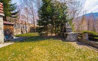 Casă de vacanță în Poiana Mărului. - Poză 23