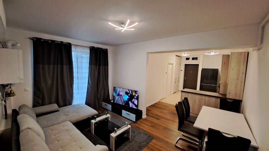 Apartament 3 camere , bloc 2021, etaj intermediar, zona Lipovei - Poză 1