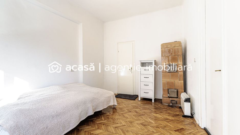 Apartament la casă, zonă centrală - Poză 3