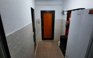 Inchiriez apartament - Poză 4