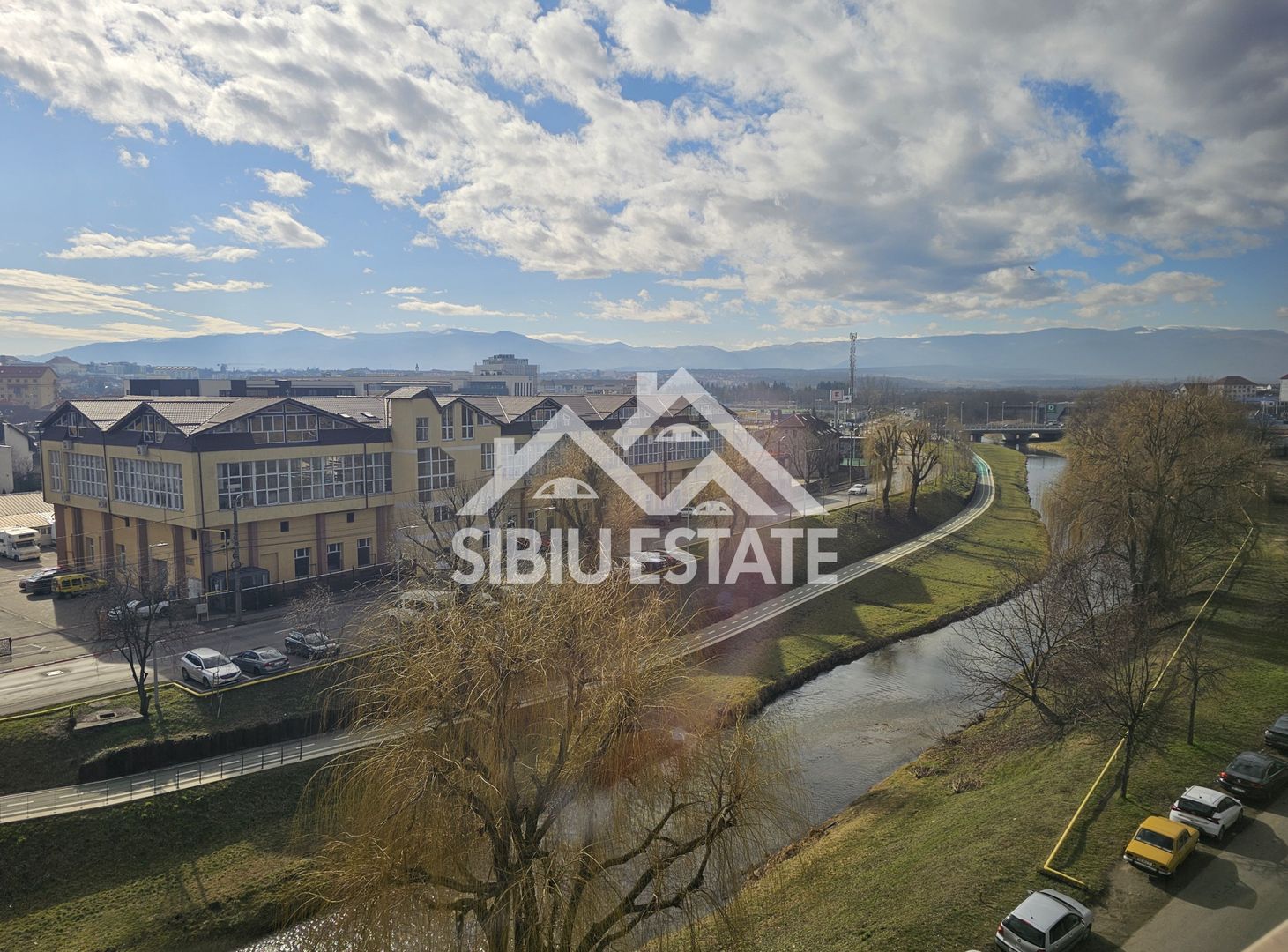 Spatiu de birouri de inchriat locatie centrala si vizibilitate buna - Poză 22