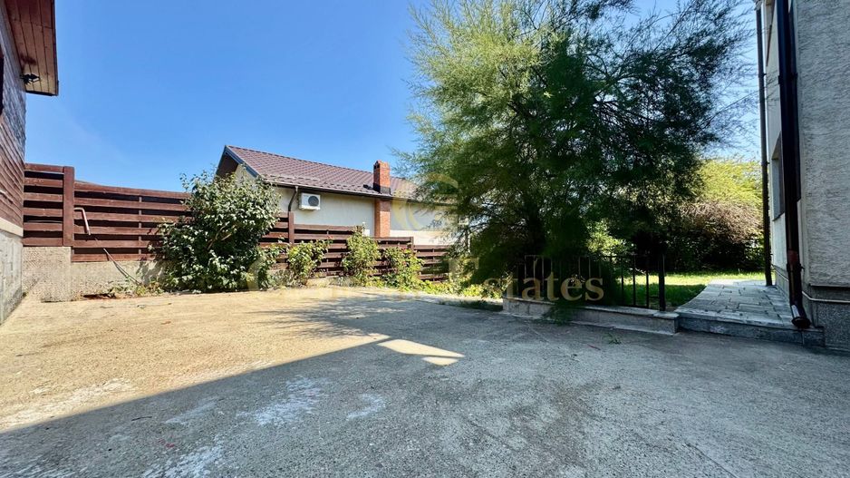 Vînzare Casă în 3 Nivele -Hlincea - 343 m.p. - Poză 3