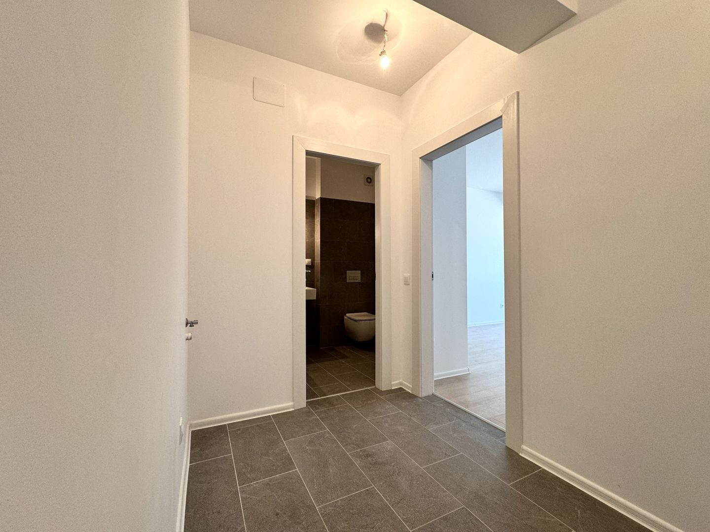3 camere nou Finisat la cheie - 79 mp SU - Sector 1 - Poză 11