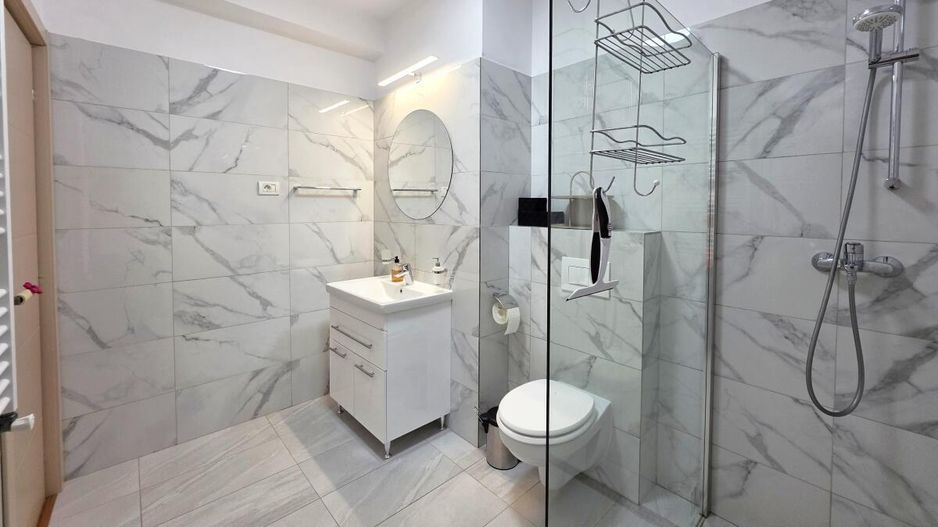 Piata Romana, 4 camere 138 MP total, Etaj 2/9, renovat - utilat, liber - Poză 7
