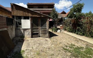 Casa individuala cu teren de 412 Piata Tineretului - Poză 7
