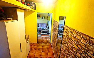 Vand apartament cu 4 camere in zona spitalul judetean,comision ,,0'' - Poză 14