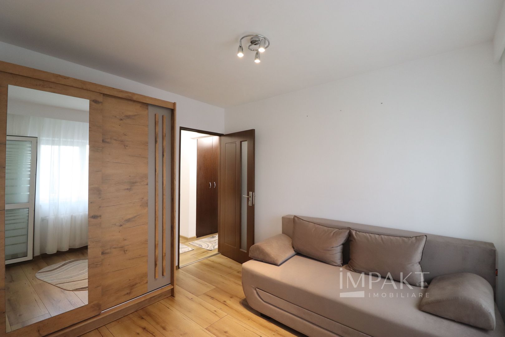 Apartament cu 3 camere, decomandat, zona strazii Gheorghe Dima! - Poză 7