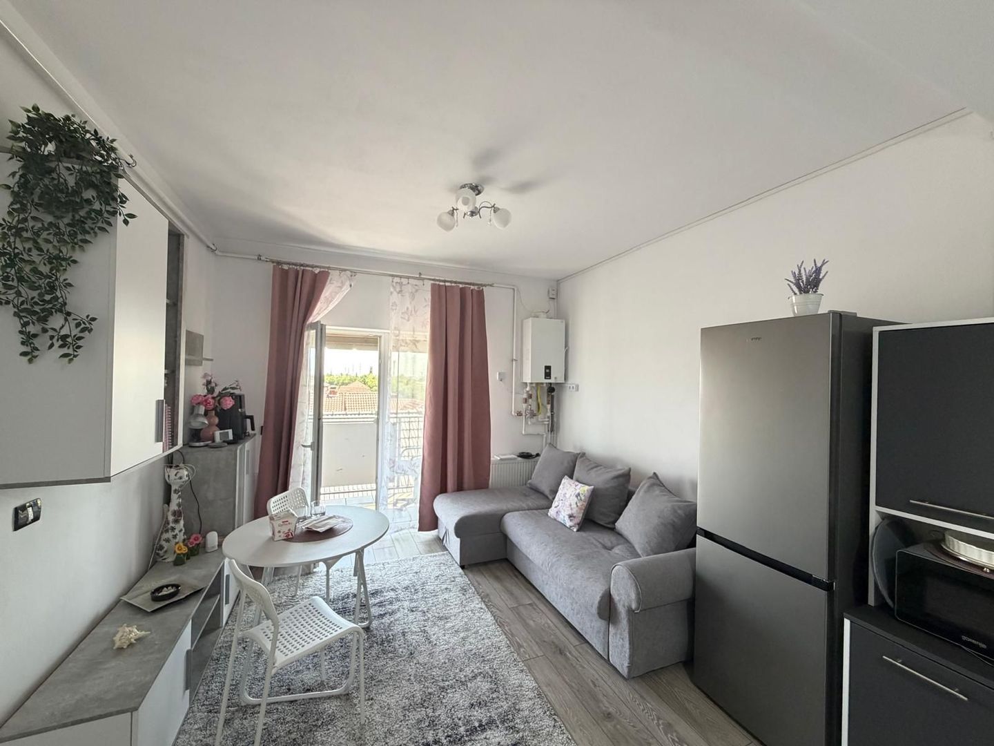 Apartament tip studio, cochet si luminos, bloc nou, loc de parcare- Gai - Poză 1