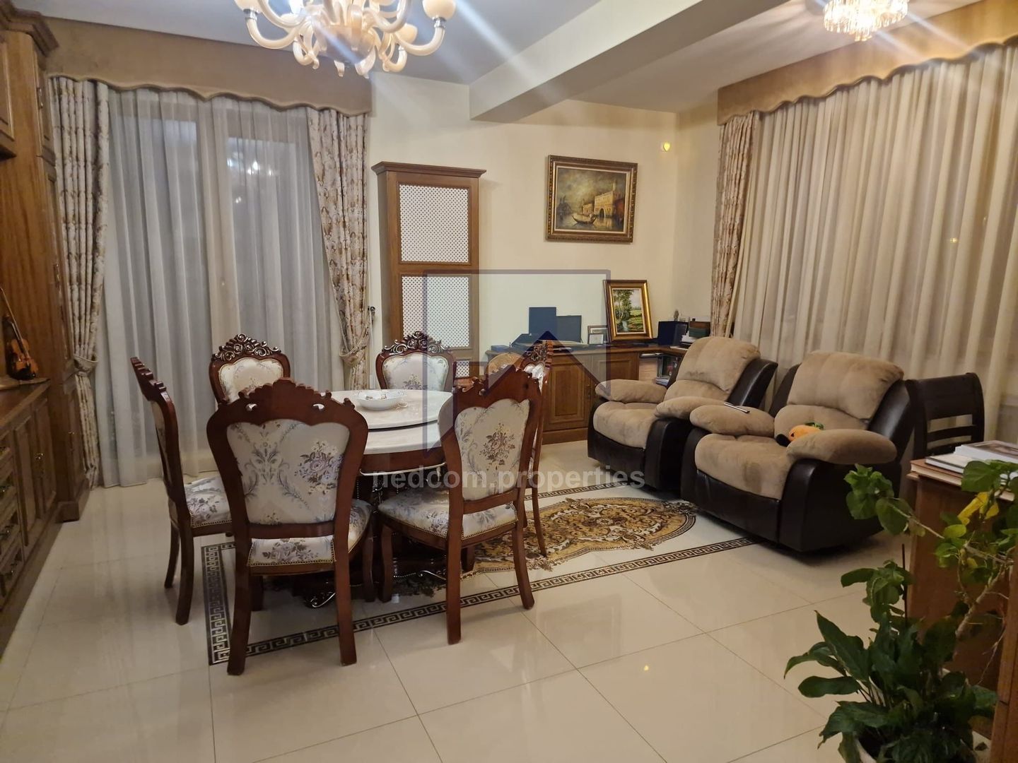 Vanzare Apartament lux de 3 camere in zona Jiului - Poză 10