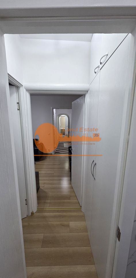 Apartament cu 4 camere in zona Politehnica - Poză 3