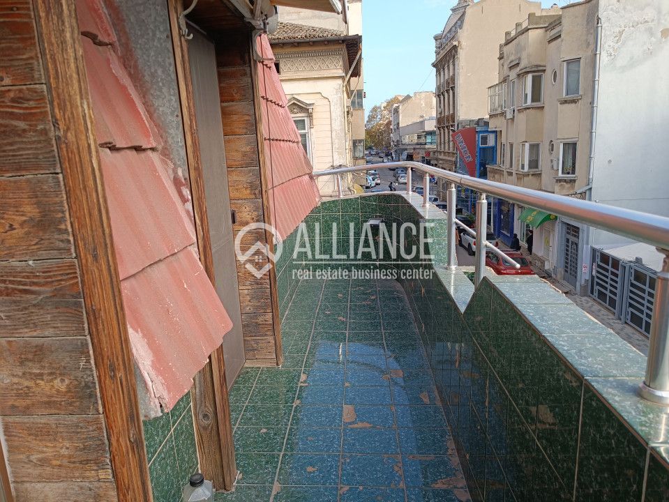 CENTRU PIATA UNIRII(COD03) - Birou cu terasa si grup sanitar propriu ! - Poză 17