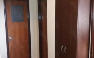 Inchiriez apartament 2 camere, Bvd. Camil Ressu, nr. 34, langa piata Ramnicu Sarat - Poză 4