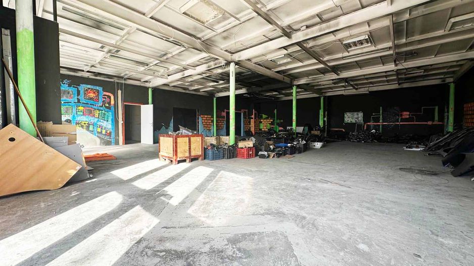 Hala de vanzare Arad, Strada Padurii - Poză 3