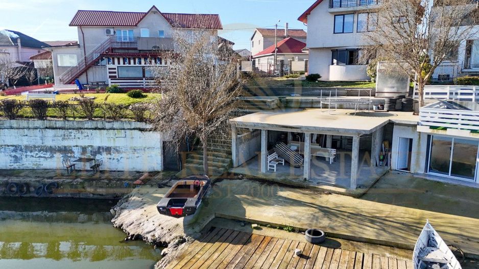 Năvodari - Casă exclusivistă cu ponton privat – Primul rând la lac - Poză 59