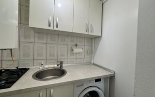 Garsoniera spatioasa situata la parter inalt in Vasile Aaron zona OMV - Poză 5