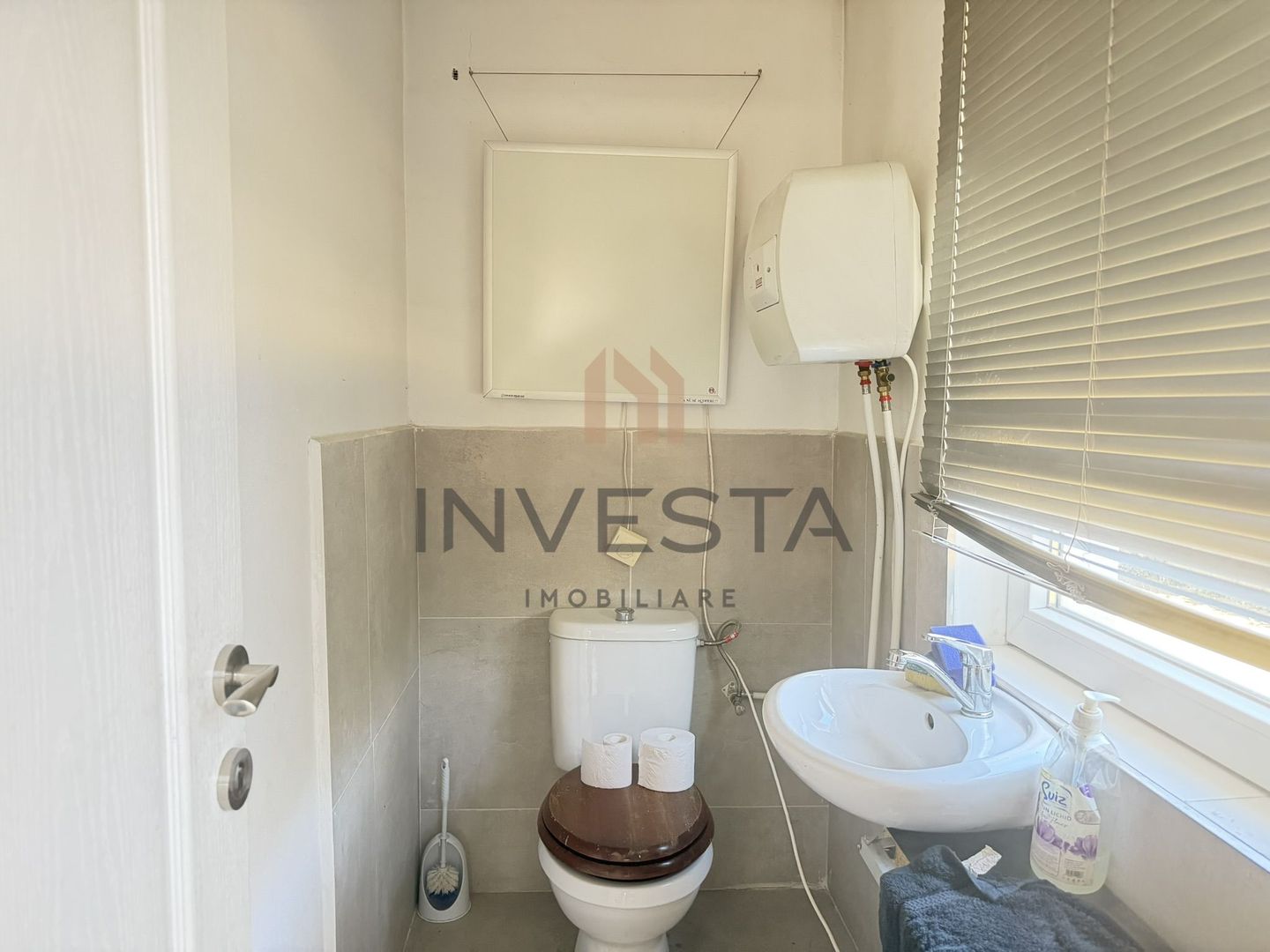 Inchiriere 2 cladiri comerciale, 943 mp teren - Poză 3