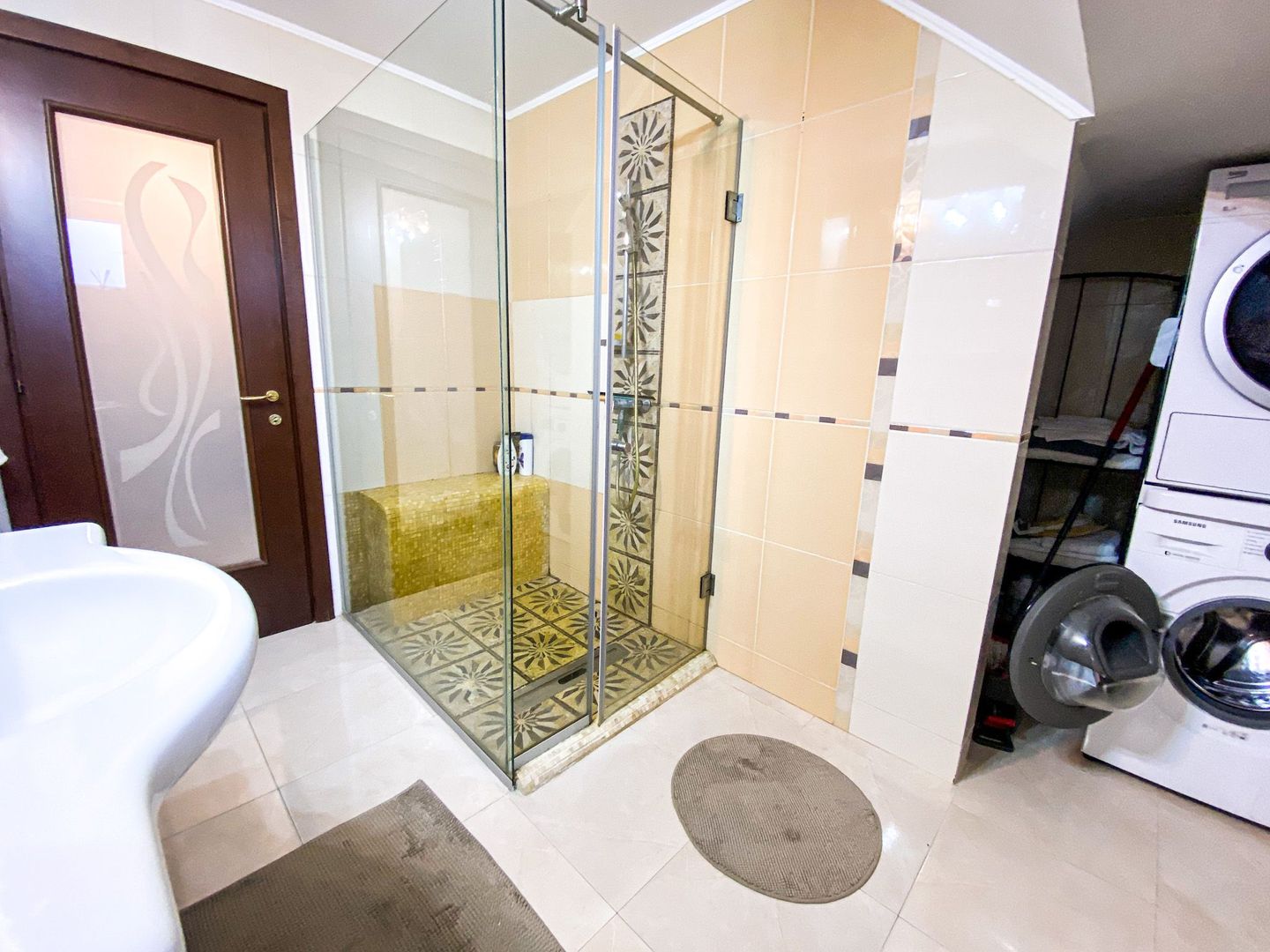 Refugiu Modern în Natură – Vilă Premium cu Design Contemporan - Poză 25