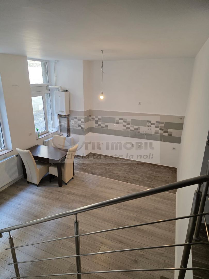 Ap 1 cam, 40 mp ultracentral, ideal ca investiție, renovat – 119.000 € - Poză 2