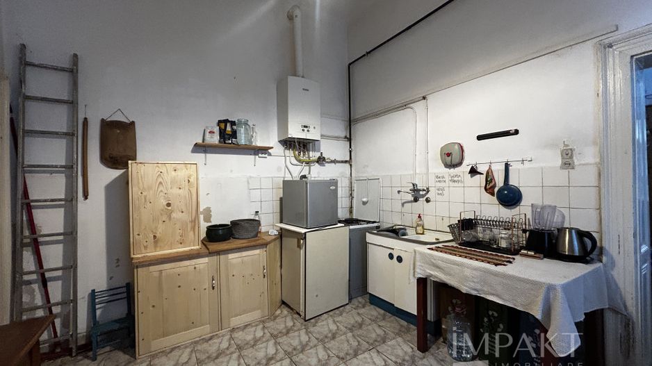 Vanzare apartament ultracentral, parter, imobil istoric - Poză 10