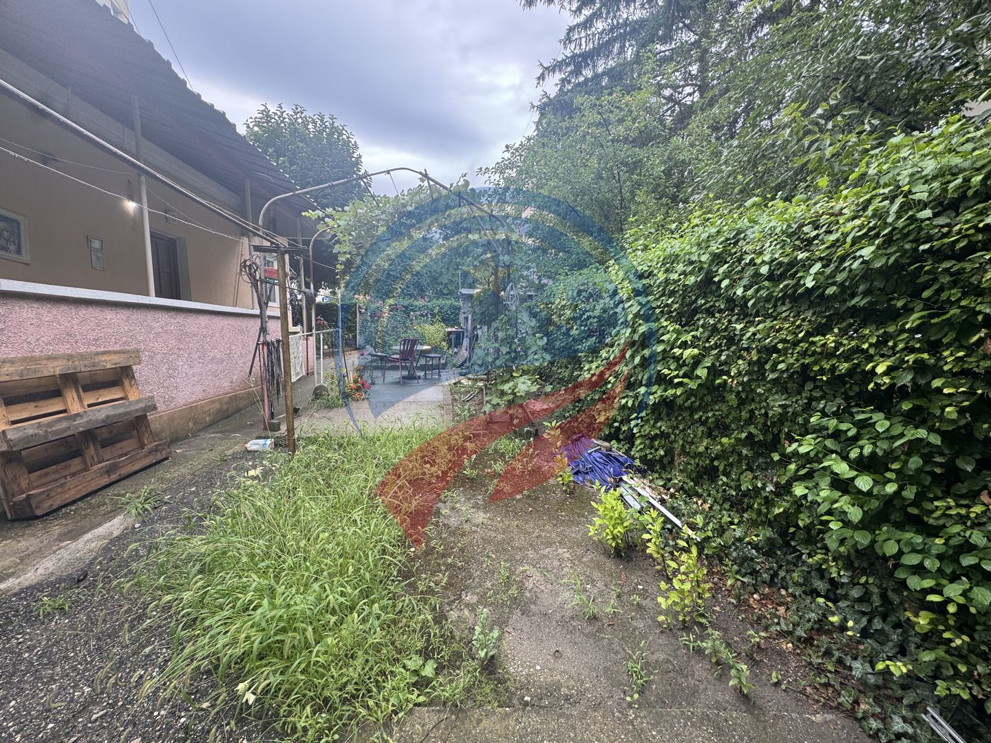 Casa si teren Ultracentral - Poză 3