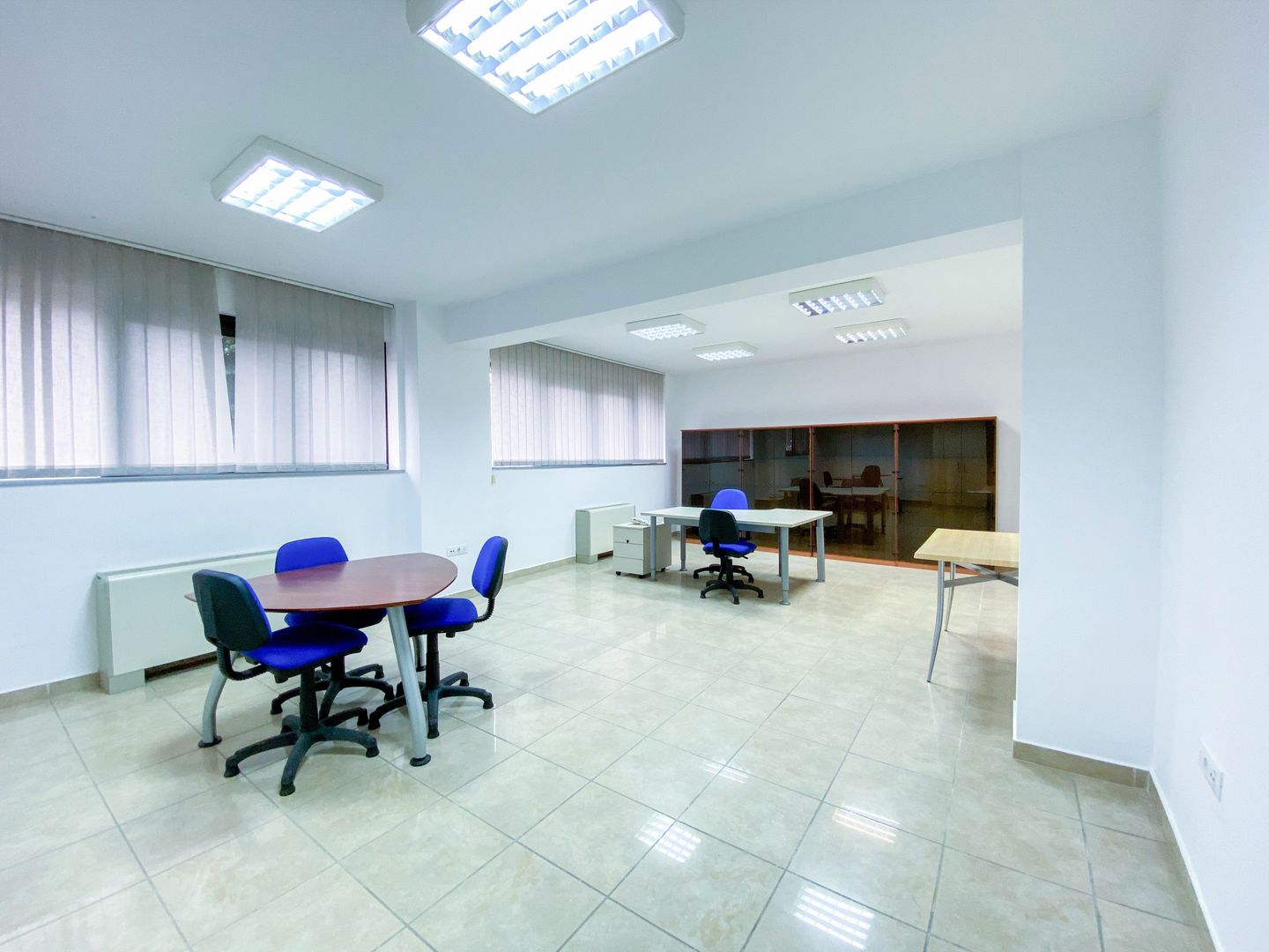 De inchiriat in cladire birouri P+5 etaje – PARTER - Poză 15