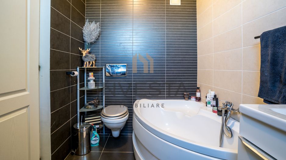 Casa insiruita intr-o zona linisitita! - Poză 12