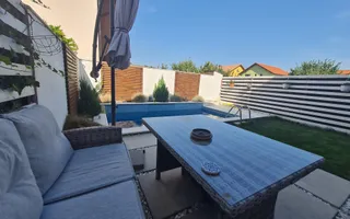 Duplex minimalist cu piscina - Poză 21