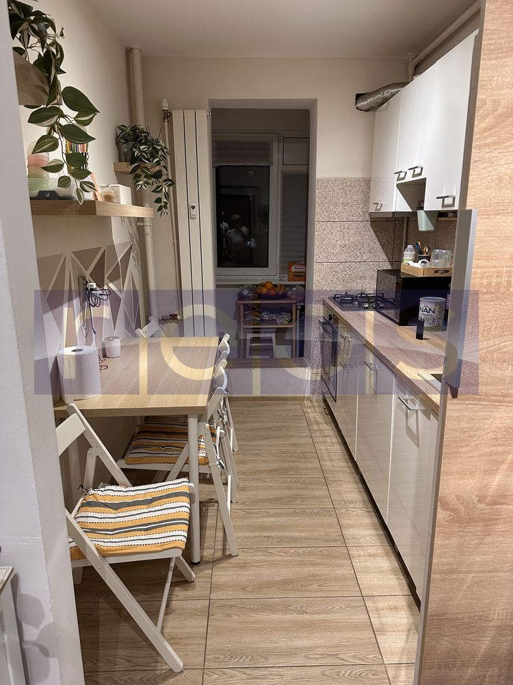 APARTAMENT DE VÂNZARE 2 CAMERE ZONA OBOR - Poză 3