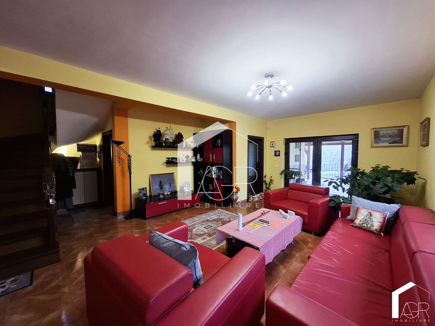 Vila cu 4 camere, Gageni - Poză 6