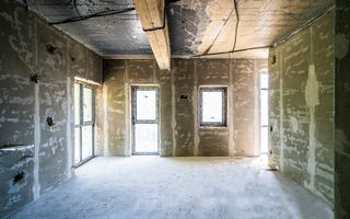 Apartament 3 cam., 2 bai, 2 balc., bloc nou, finisat la cheie, centrala termica - Poză 1