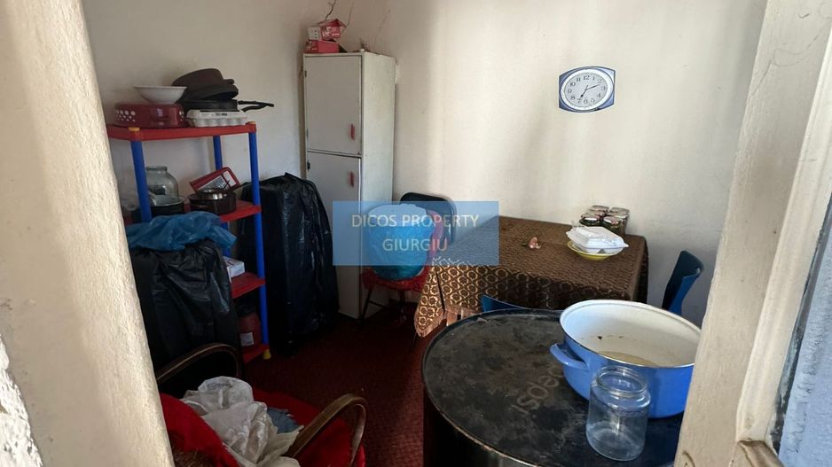 De vânzare  casă situată pe strada Mihail Sadoveanu - Poză 8