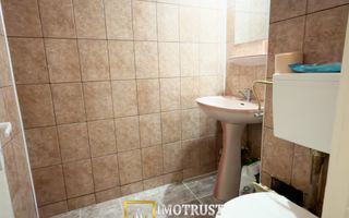 Apartament tip Samanta cu garaj de vânzare în zona Polivalentă - Poză 8
