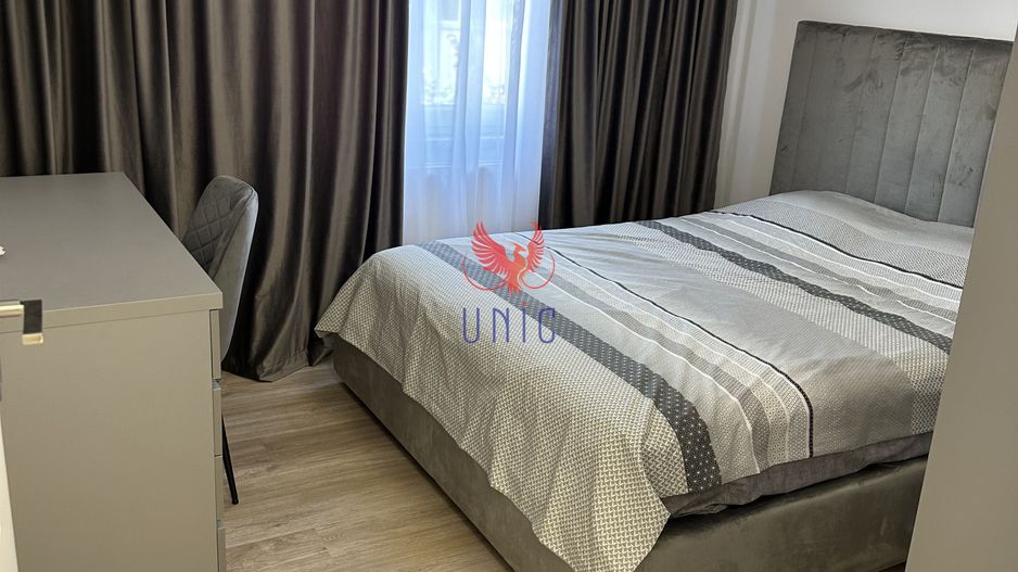 Apartament lux, 4 camere - Poză 1
