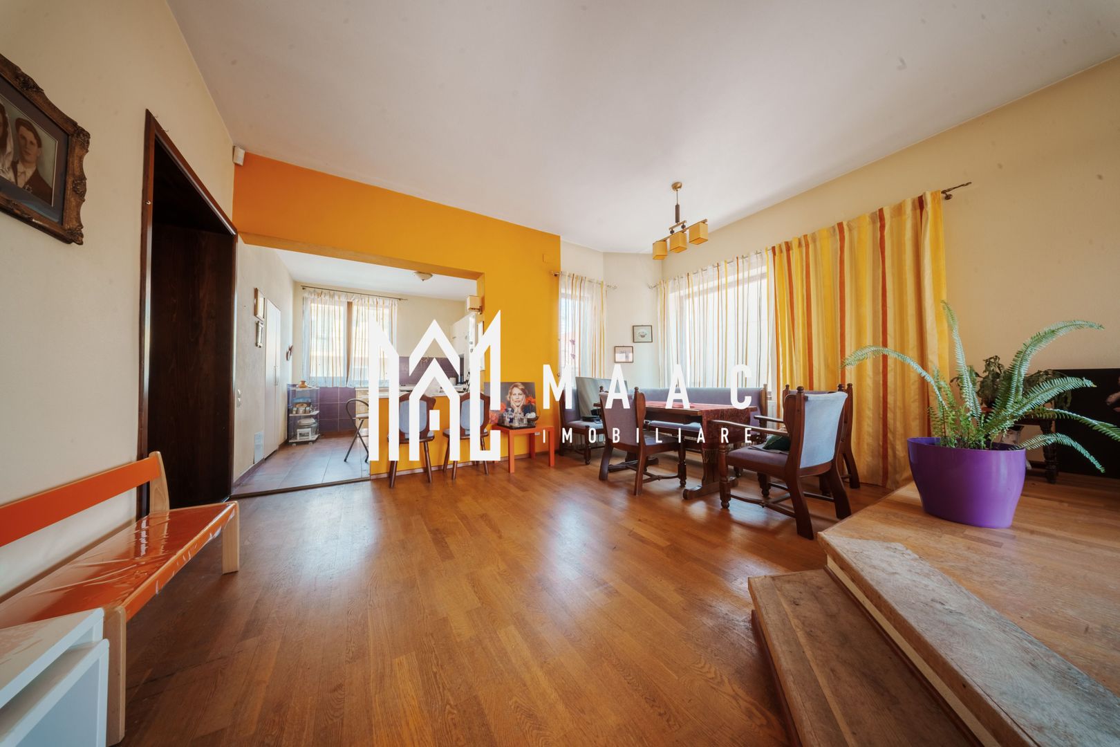 Case de vânzare Sibiu | Trei Stejari | 320 mp, acces din 2 străzi - Poză 4