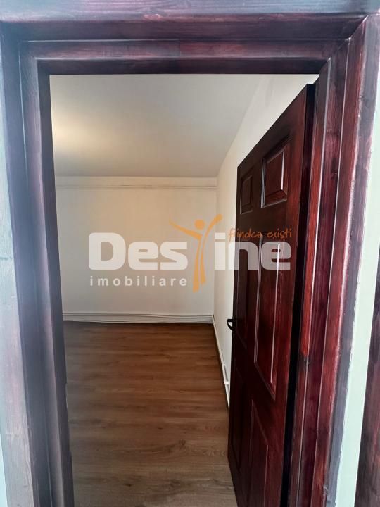 Garsoniera de vanzare 26.000€  zona Darmanesti - Poză 8