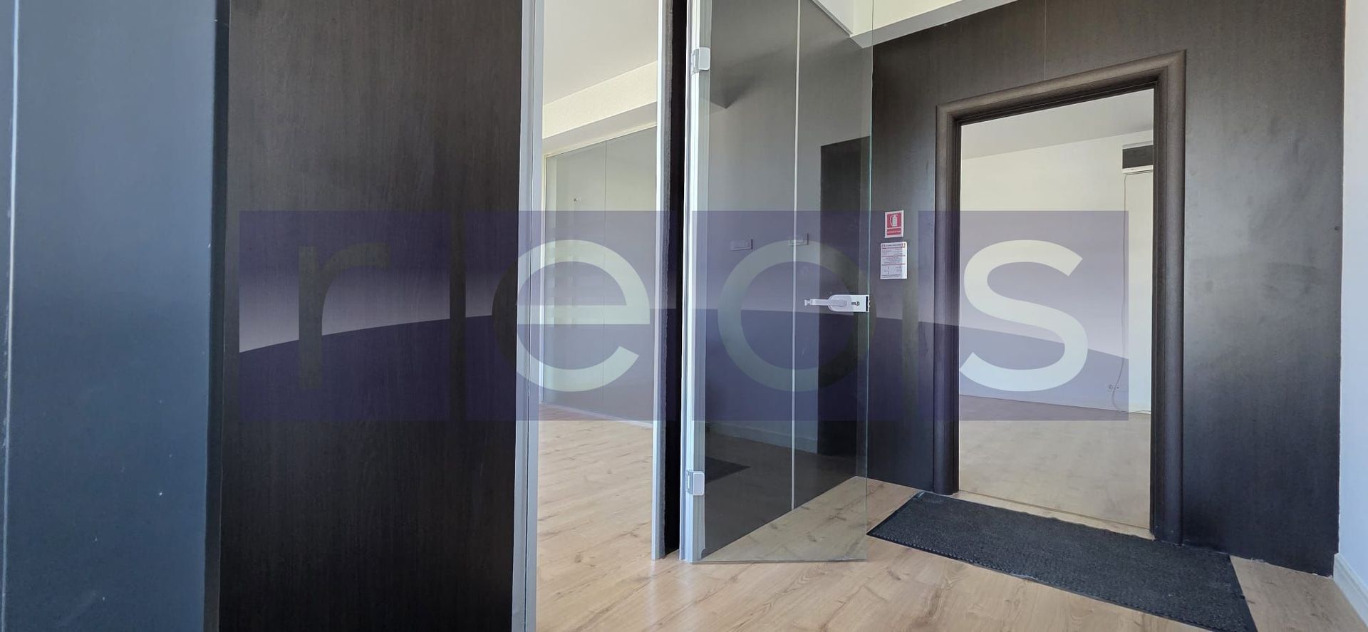 INCHIRIERE   APARTAMENT  4 CAMERE   DOROBANTI  130MP - Poză 14